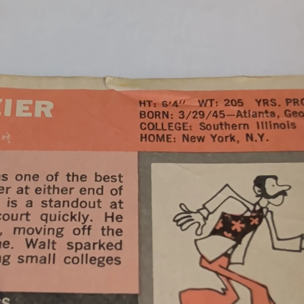 Topps Walt Frazier Basketball Card Blue White Brown - Picture 7 of 8